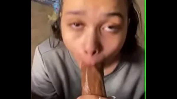 GORGEOUS LATINA SWALLOW BBC ON CHRISTMAS DAY
