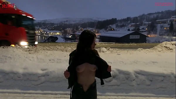 Welcome to Norway! Sex exhibitionism and flashing in public - DOLLSCULT