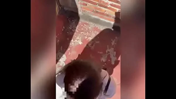 Sexo por DINERO! Le ofrezco DINERO a SEÑORA Mexicana Sumisa que Estaba Esperando su Camión para Irse a Trabajar! Le Doy Dinero para que me la CHUPE en la CALLE y no Vaya a Trabajar! PARTE #2