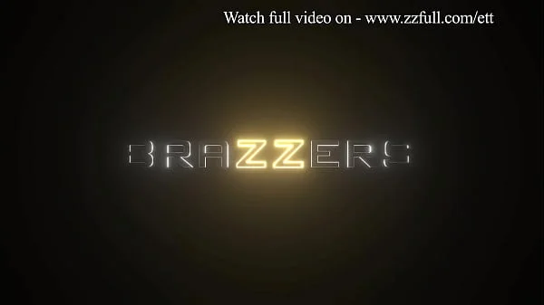 Backstage Pass To Slim Thickâ€™s Ass.SlimThick Vic / Brazzers  / stream full from www.zzfull.com/ett