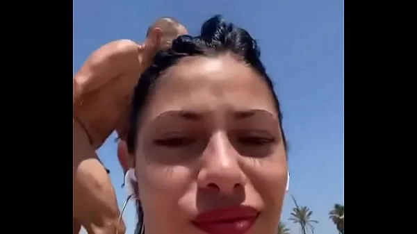 Big Dick Flash to She Likes on the Beach