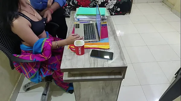 Hot Indian madam fucked office by office boy hindi audio