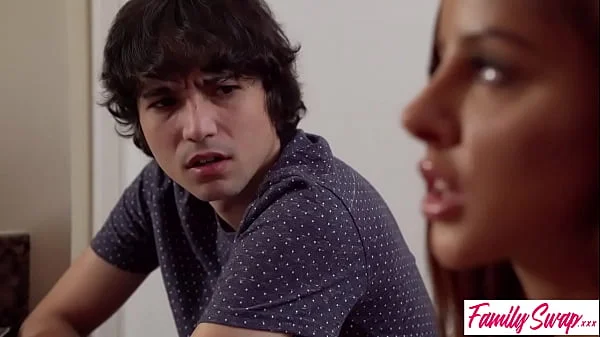 Swap Mom I'm naked, you should get naked too! Get with it! S1:E10