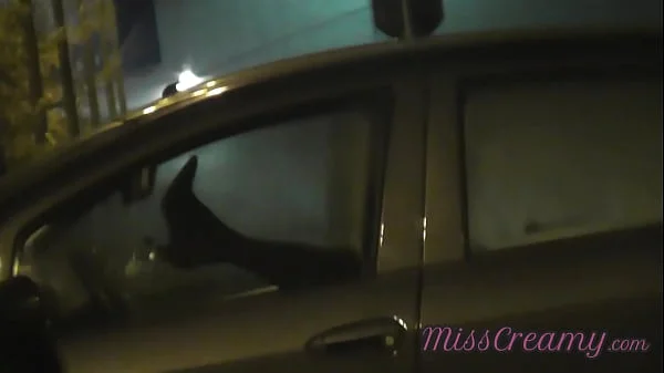 Sharing my slut wife with a stranger in car in front of voyeurs in a public parking lot - MissCreamy