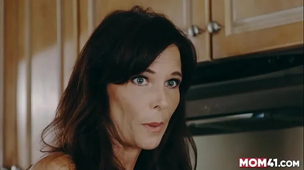 My Best Friend's Mom Secretly Fucks Me | Mom41