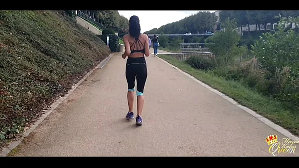 Fucking My Girlfriend While She Works Out In The PARK - Maria Kalos