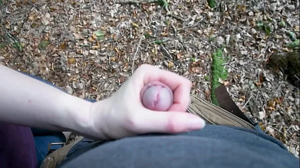 Deep in the Woods, i meet a stranger and he ask me to jerk him off
