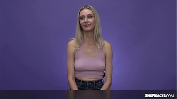 Emily Jade rates my cumshot - She Reacts